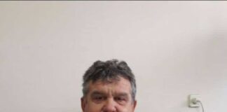Primarul de la Ruginoasa se dă expert contabil cu diplomă de licență de la o fundație din Moreni