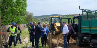 Verificări pe șantierul de extindere a sistemului de apă și canalizare de pe Axa 1 Iași – Popricani