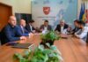 Alte două comune au semnat contractele de finanțare pentru asfaltarea drumurilor