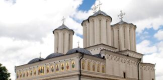 Slujbe de mulțumire în toate bisericile