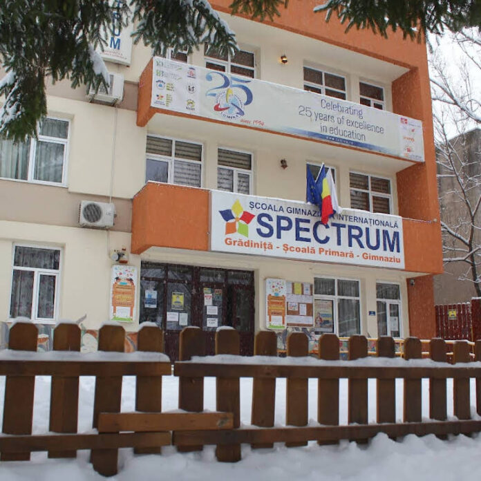 scoala spectrum
