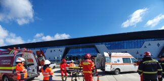 ISU Iași în exercițiu: incendiu produs la Aeroportul Internațional Iași