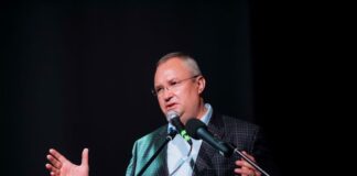 Nicolae Ciucă: Finala prezidențială va fi decisă de români, nu prin jocuri de culise și compromiterea unor instituții.