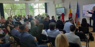 Întâlnire a Secretarului General Adjunct NATO, Mircea Geoană, cu antreprenori și manageri la Camera de Comerț și Industrie Iași