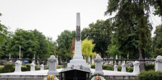 FOTO: Ziua Eroilor la Iași