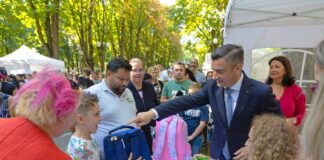 Acţiune cultural-caritabilă pentru copiii familiilor defavorizate cu domiciliul în municipiul Iaşi