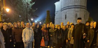 În cadrul Campaniei Umanitare „Calea spre Credință”, 40 de persoane vârstnice din București au ajuns la racla Cuvioasei Parascheva