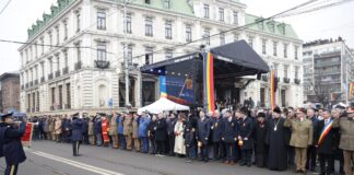 Pentru prima dată după 89, extremiștii au huiduit și jignit Instituția Bisericii și preoții la evenimentele solemne din Piața Unirii