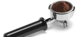Secretul unui espresso perfect? Un espressor întreținut impecabil!