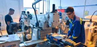 Absolvenții clasei a VIII-a, interesați să învețe o meserie, vor putea concura pentru 154 de locuri disponibile în sistemul de învățământ dual