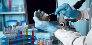 Dotări noi pentru laboratorul de microbiologie al Maternității „Cuza Vodă” Iași