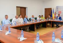 Noi contracte de finanțare pentru construirea sau modernizarea terenurilor de sport din 10 comune