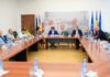 Incă cinci microbuze electrice pentru elevi au fost predate azi către primării