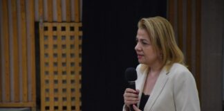 Ce se ascunde în spatele dosarului Elenei Motaș? Consiliera romilor susținută atât de minoritatea din care face parte, dar și de majoritari !