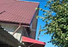 Cu un picior afară din Primărie și cu celălalt pe propriul șantier. Primarul își ridică o nouă construcție în centrul comunei foarte aproape de DJ 248A, exact în perioada în care mandatul său se apropie de final